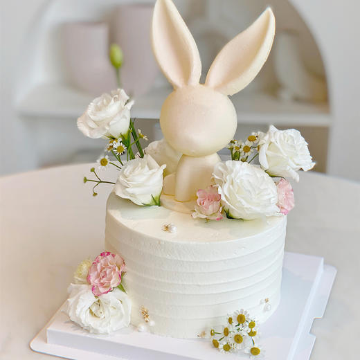 花园兔 · 应季鲜花奶油蛋糕 （奶油霜抹面） 商品图2