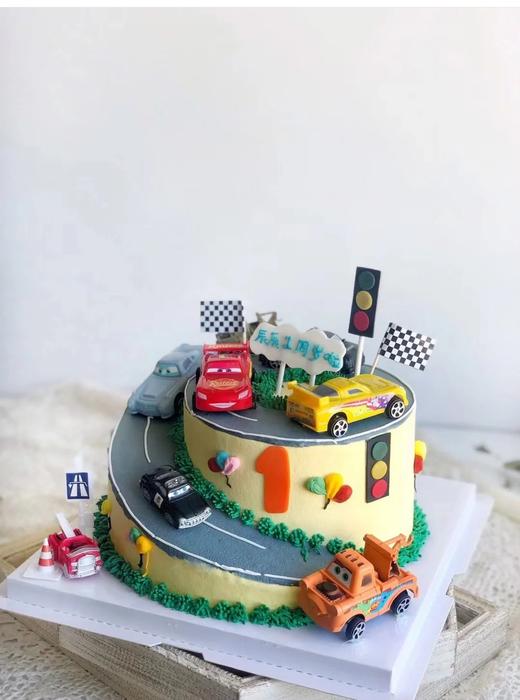 坡道汽车主题蛋糕: 商品图0