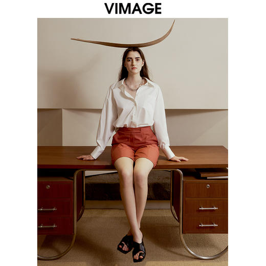 VIMAGE纬漫纪秋冬新款简V领约百搭长袖衬衫衬衣女上衣V1609213 商品图4