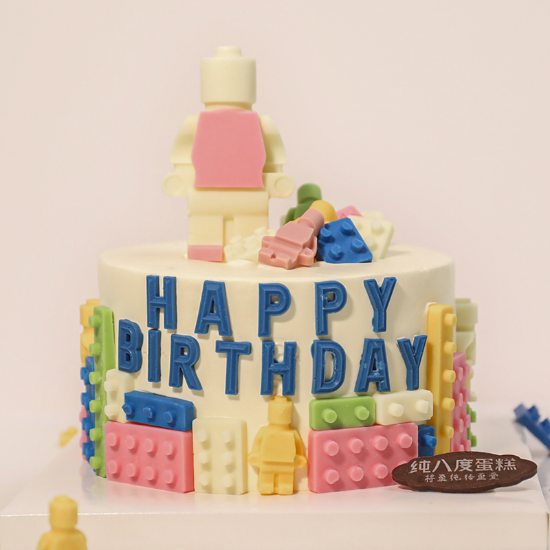 童臻机器人蛋糕