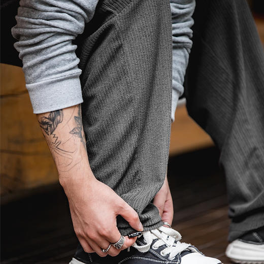 马登工装日系复古针织深灰松紧腰抽绳卫裤条绒直筒阔腿长裤子男秋 商品图3