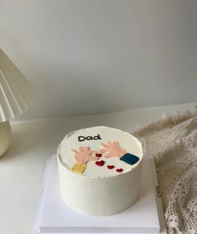 爸爸手绘简约款蛋糕:(爸爸的手是力量，也是陪伴)