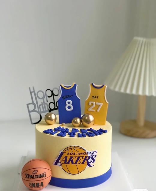 篮球翻糖球衣主题蛋糕: 商品图0