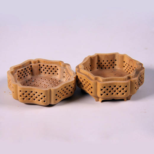 编织纹° 单层镂空黄杨木香盒 商品图2