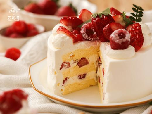 莓莓满满奶油鲜莓蛋糕 商品图1