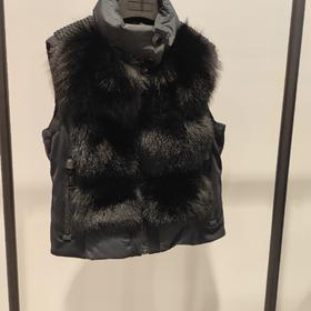 Goldbergh - Chic Bodywarmer Real Fur - Black - 戈德堡 - 背心 - 黑色