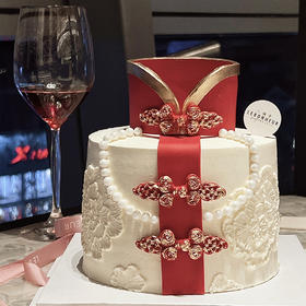 珍珠旗袍女神 · 奶油霜蛋糕