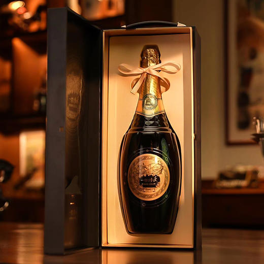 青岛啤酒百年之旅一世传奇1.5L*1瓶 商品图3