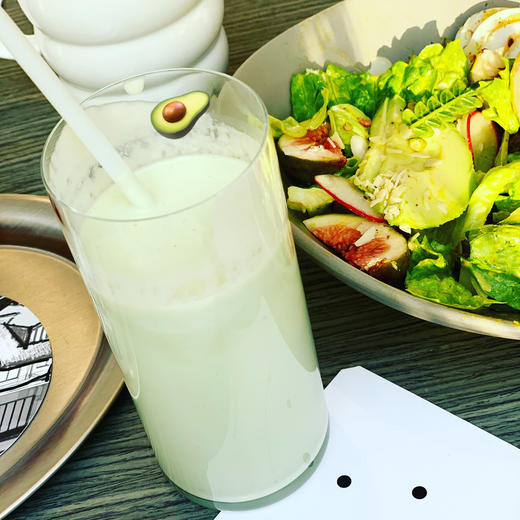 【热销四年招牌】牛油果奶昔 商品图0