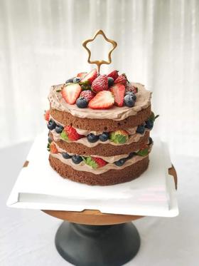 星星裸蛋糕（巧克力胚子和巧克力奶油）