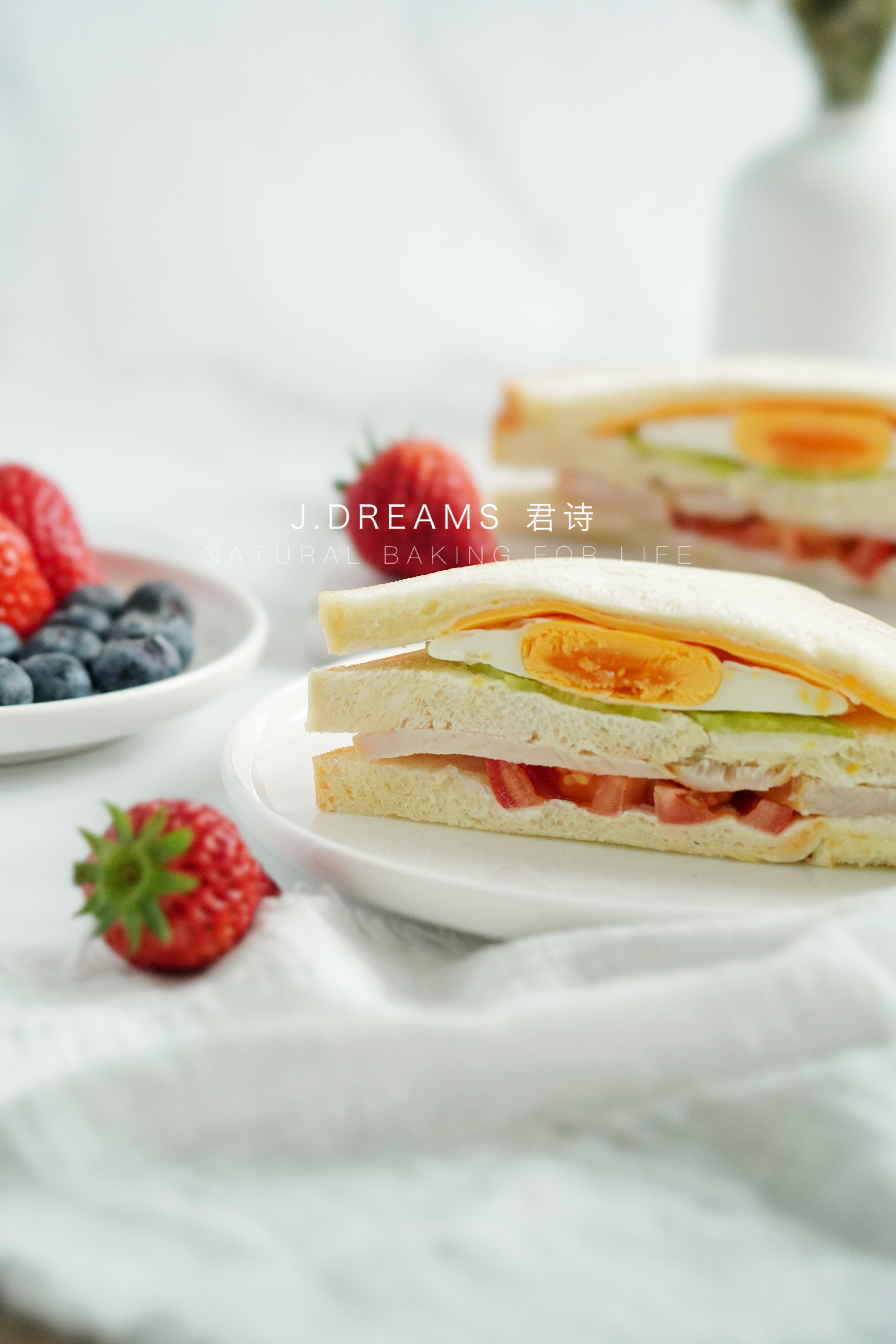 半份鸡蛋鸡肉三明治（早8点后可取）