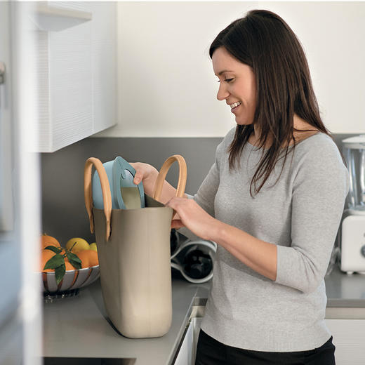 【意大利进口密封保鲜盒微波炉可用】炫彩饭盒储物盒 保鲜时间长方便携带 商品图3