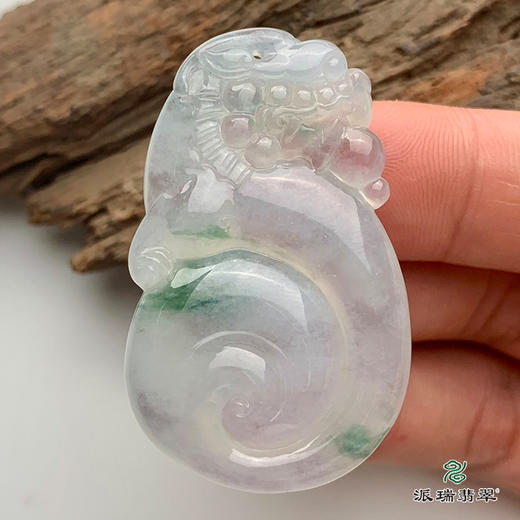 派瑞翡翠 翡翠挂件 糯冰种 飘绿花 商品图2