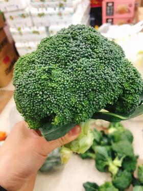 西兰花一个