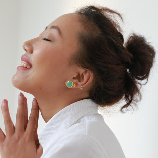 醍醐 思金拉措系列 藏式椭圆天然松石耳饰 气质耳钉 925银 商品图1