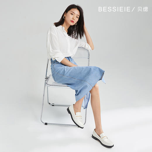 【七月福利】}BESSIEIE英伦风链条扣一脚蹬乐福鞋单鞋 商品图3