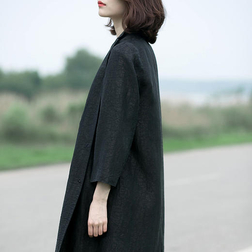 丁摩 龟纹香云纱真丝简洁风格中长款风衣外套Q122051 商品图5