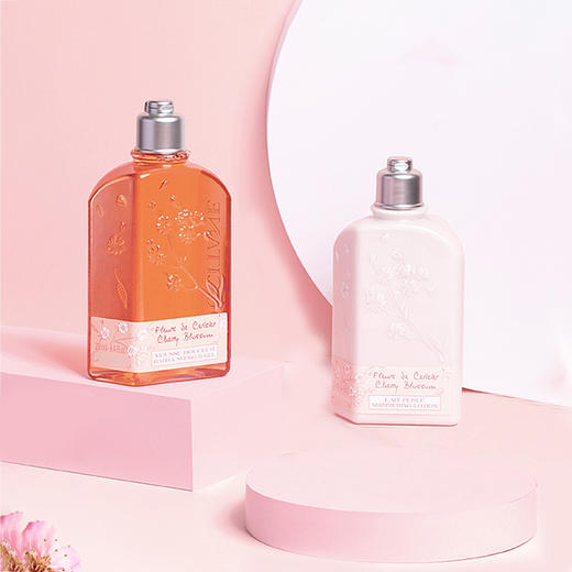 L'occitane欧舒丹 身体乳/沐浴啫喱 甜蜜浪漫香体保湿沐浴啫喱250ml/樱花润肤乳滋润保湿250ml 商品图3