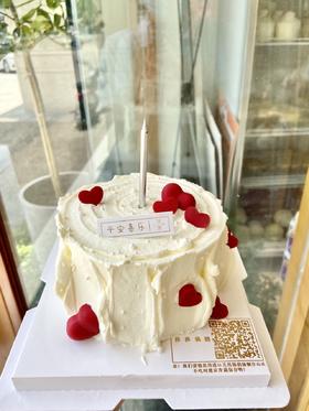 纯白爱心（下单现做，根据排单2-3小时左右）