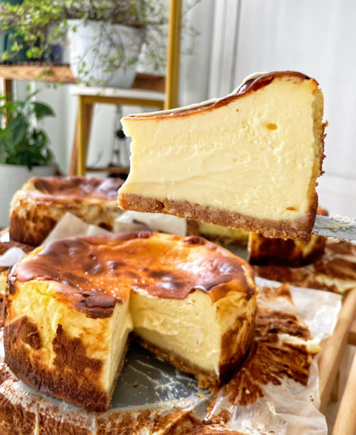 福利巴斯克，包装盒随机，周六发货，沈阳当天到 商品图3