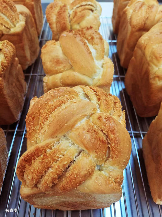 【满2个发货】我有麦田“老种子”面包/有机原料/老酵慢发/明火烤熟 商品图3