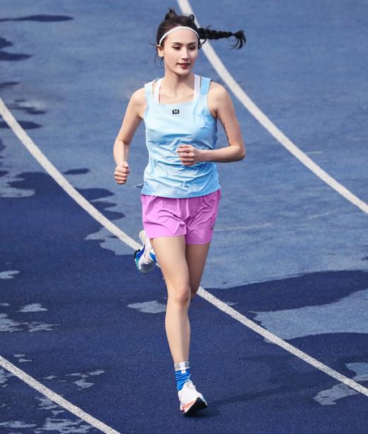 BODYWIT身体智慧飞天女速干时尚超轻网眼跑步健身无袖 T恤 商品图7