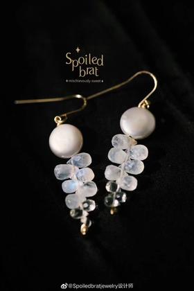 SpoiledBrat Jewelry巴洛克珍珠月光石耳环