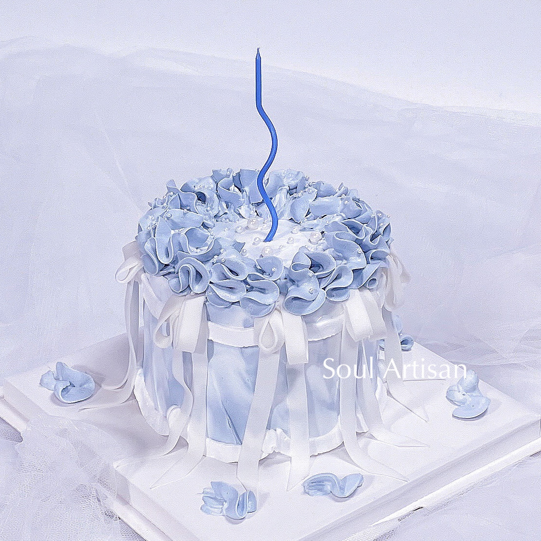 氛围感飘带蛋糕