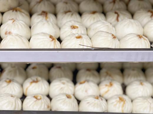 【大师面点】金元宝特色爆汁小肉包 馅料饱满 纯手工包制 商品图2