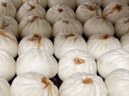 【大师面点】金元宝特色爆汁小肉包 馅料饱满 纯手工包制 商品图0