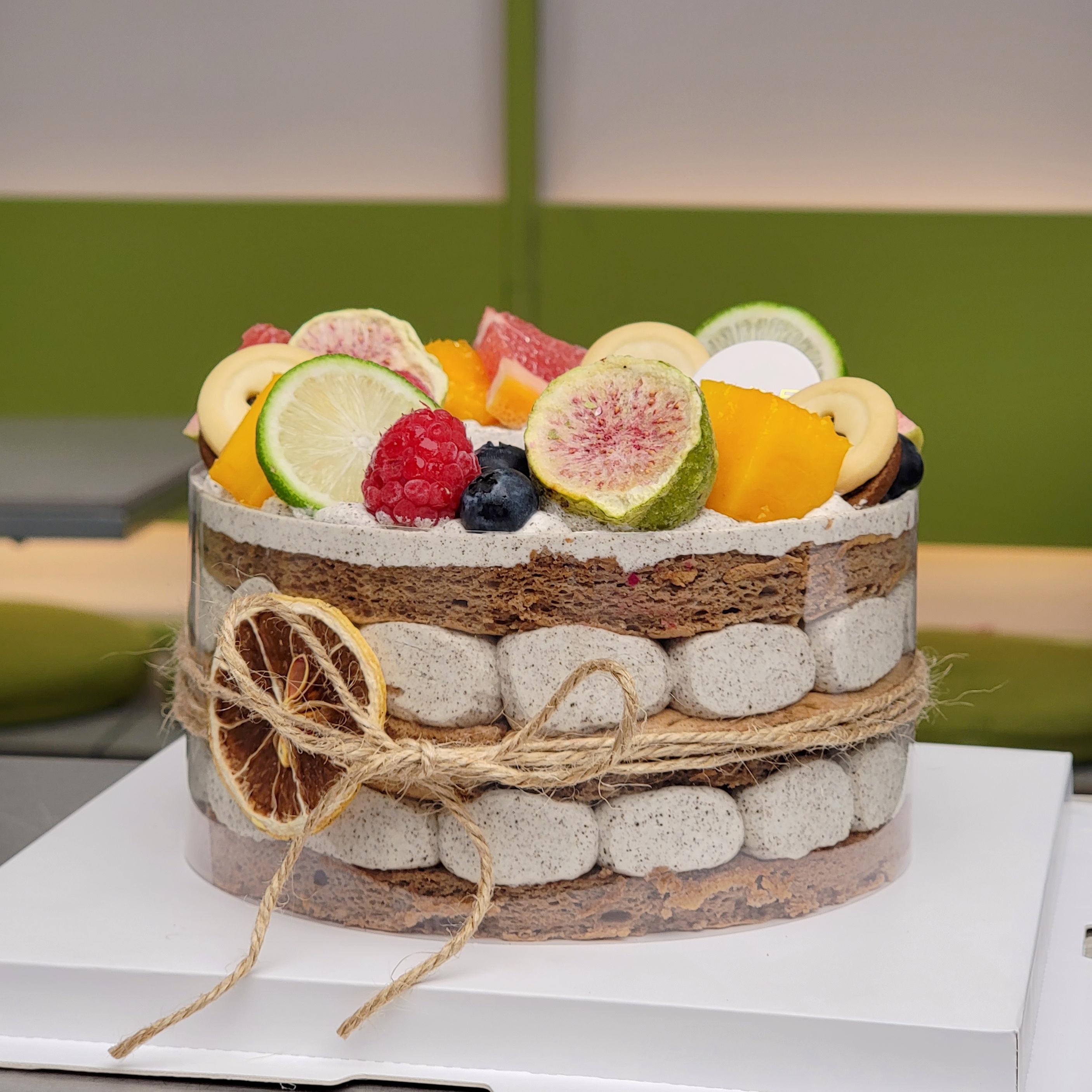 奥利奥咸奶油裸蛋糕 / 纯动物奶油制作，咸香口感完全不腻 / 多尺寸可选