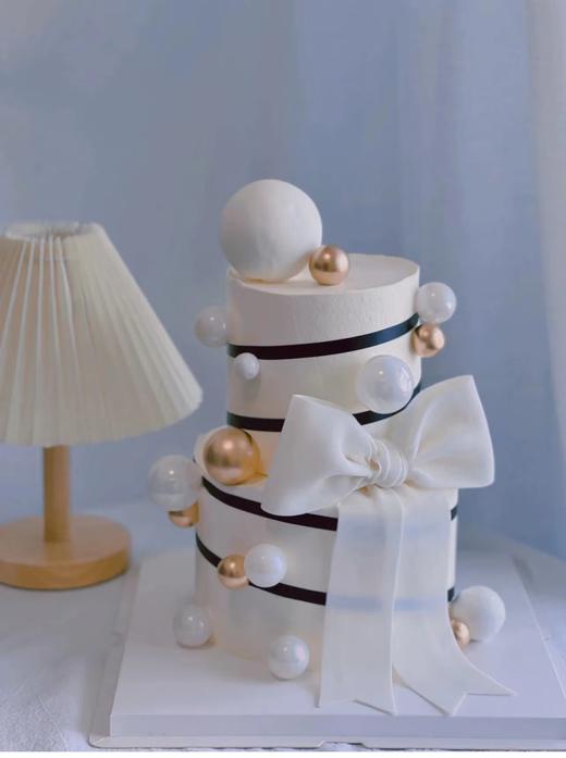 高级氛围感翻糖蝴蝶结主题蛋糕 商品图1