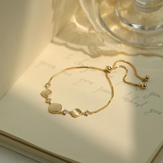 Oflye潮流饰品 猫眼石手链可调节抽拉式女高质感首饰轻奢小众设计精致闺蜜手饰品 商品图1