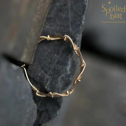 SpoiledBrat Jewelry金色缠绕耳圈 商品图1