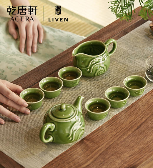 行云流水陶瓷茶具组1壶6杯1茶海  壶230ml/杯25ml/海250ml 商品图1