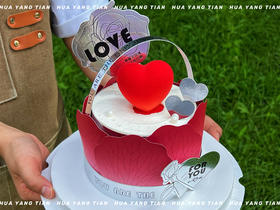 绽放·奶油蛋糕