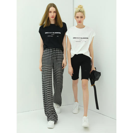 【专属秒杀】COCOBELLA时尚肌理感褶皱格子休闲裤女垂感宽松高腰直筒裤PA600 商品图1