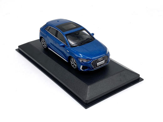 奥迪A3 Sportback车模2021款1:43 商品图0