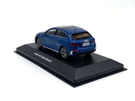奥迪A3 Sportback车模2021款1:43 商品图1