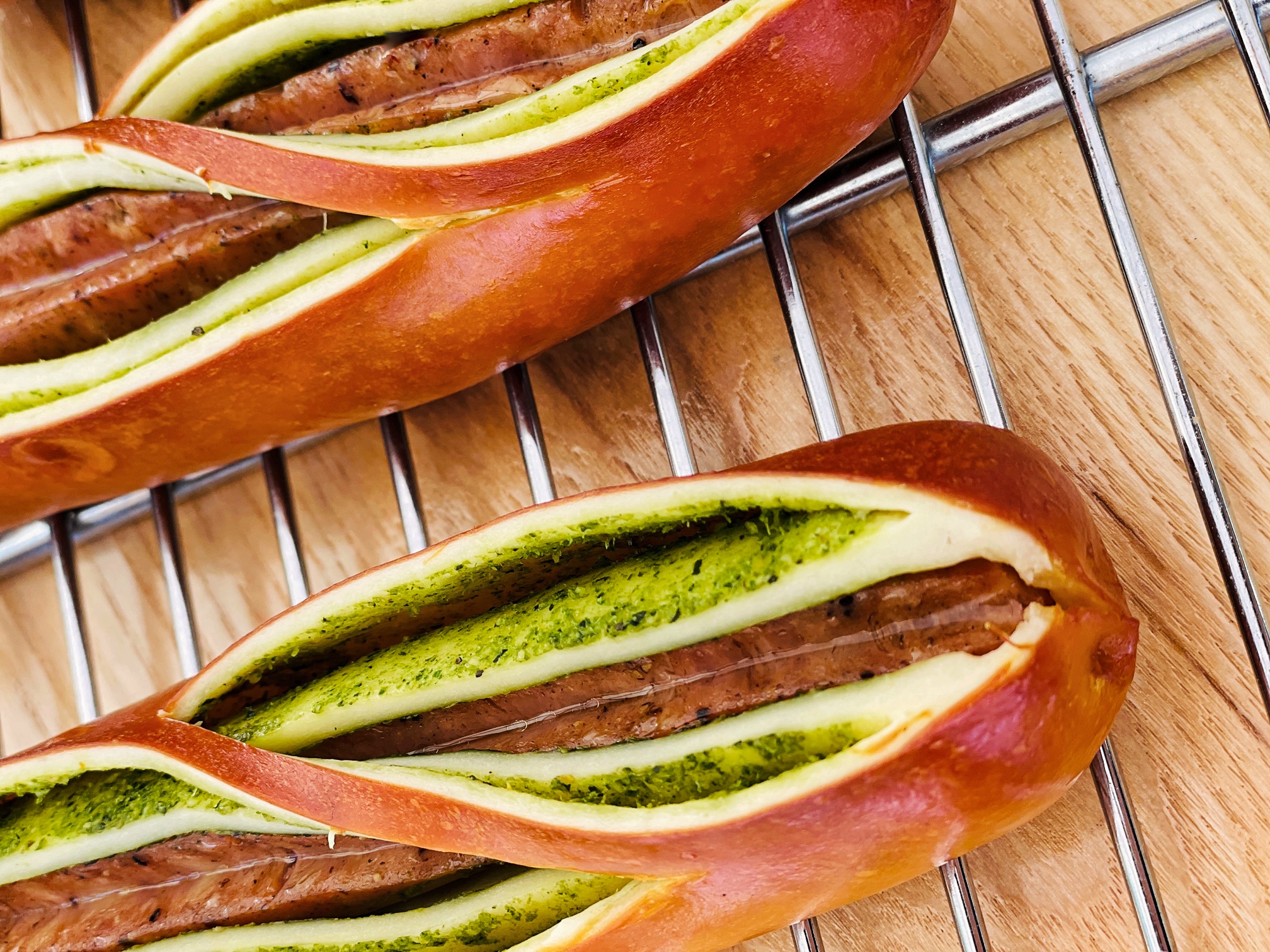 青酱香肠碱水棒