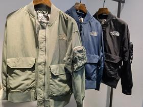请仓库不退换 TNF新款NEILTON BOMBER JACKET 复古MA1 棒球夹克，百搭利器！
