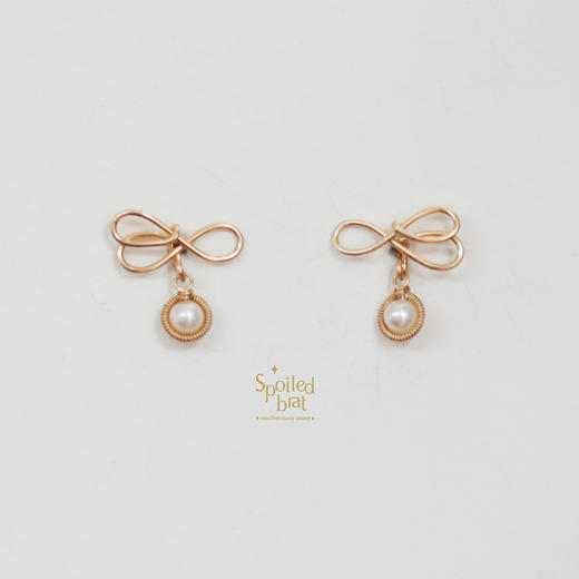 SpoiledBrat Jewelry蝴蝶结珍珠耳钉 商品图3