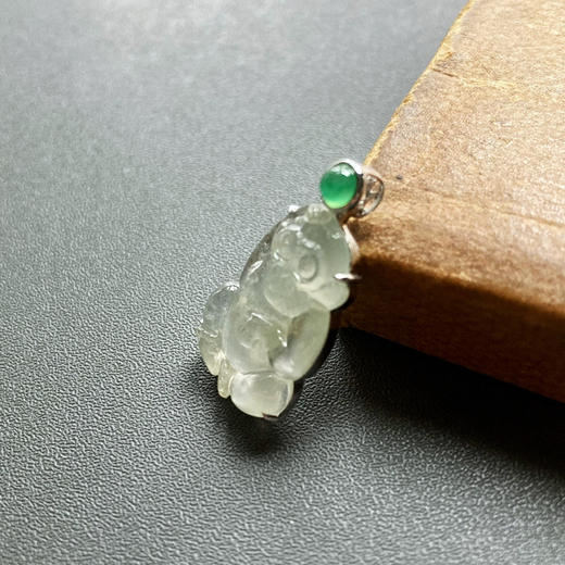 高冰到玻璃种翡翠灵猴献瑞 商品图1