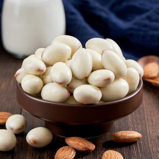 【强丽】精选酸奶巴旦木 商品图2