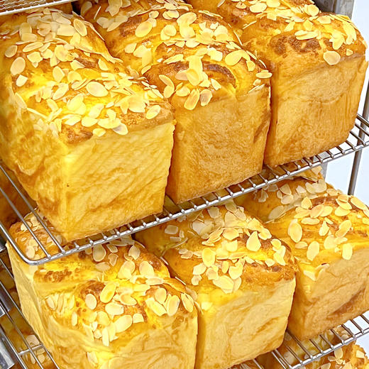 椰蓉吐司 · 面包（11.3号中午出货） 商品图0