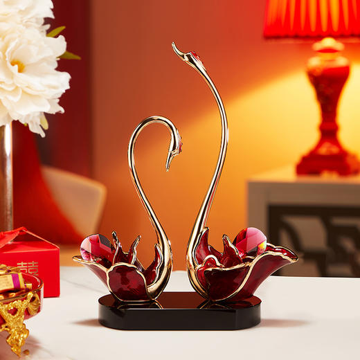 E-N-H402-2 诺诗曼 玫瑰花天鹅摆件  红色 商品图6