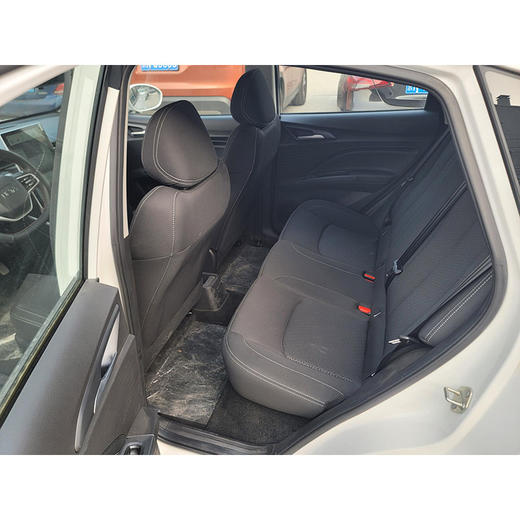 哪吒V 标准续航版升级型【长租-北京】 商品图6