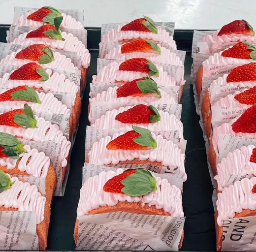 草莓红丝绒卷（十二点左右出货） 商品图1
