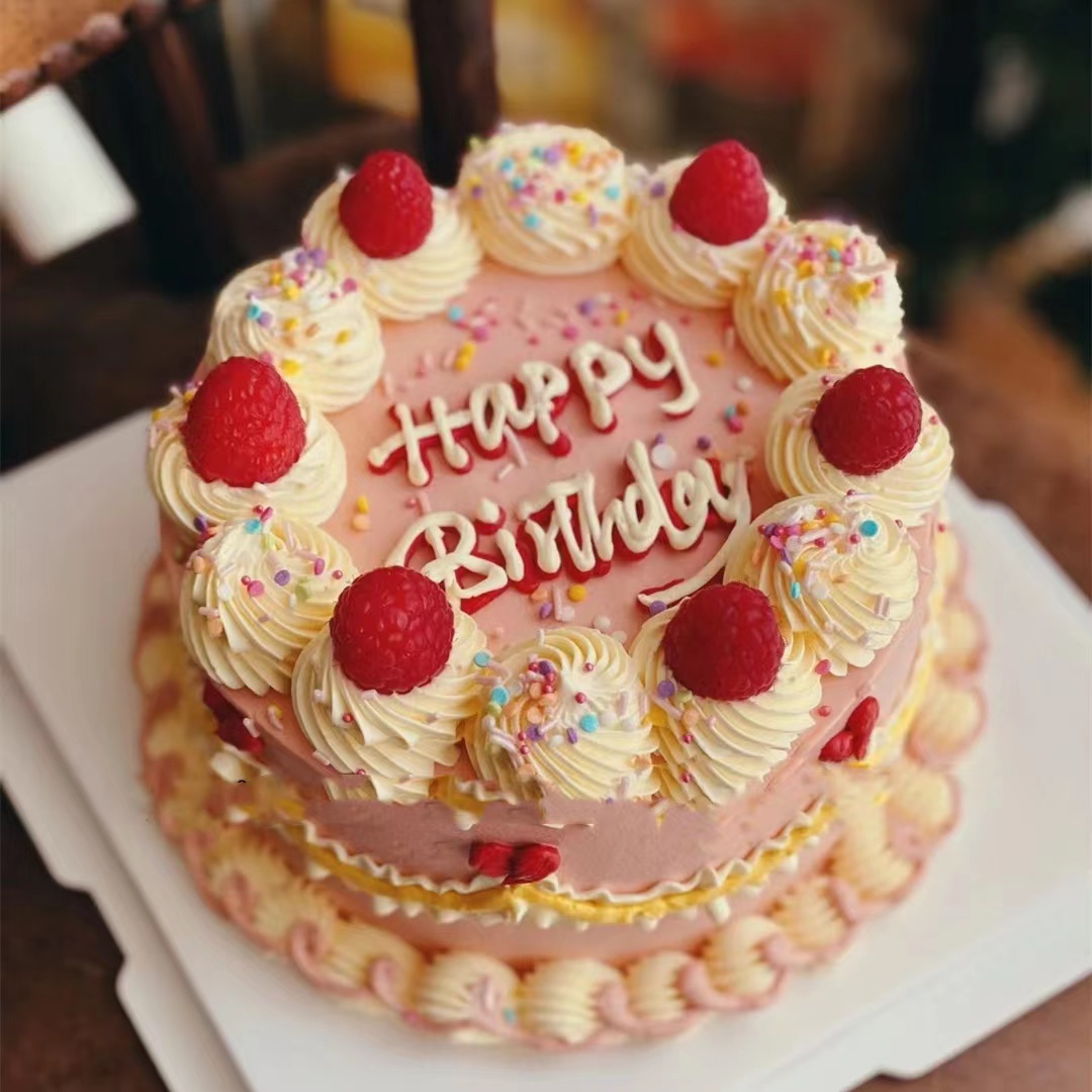 100%进口动物淡奶油-浪漫草莓