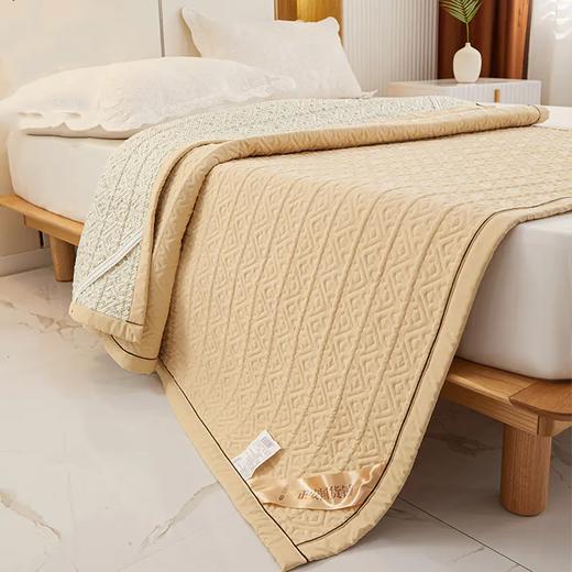 【3月4日发货】正安 艾绒床垫 3年艾绒配新疆棉 四季皆宜柔软亲肤 养生睡眠温煦全身 中式家纺床垫 1.8*2m 商品图1